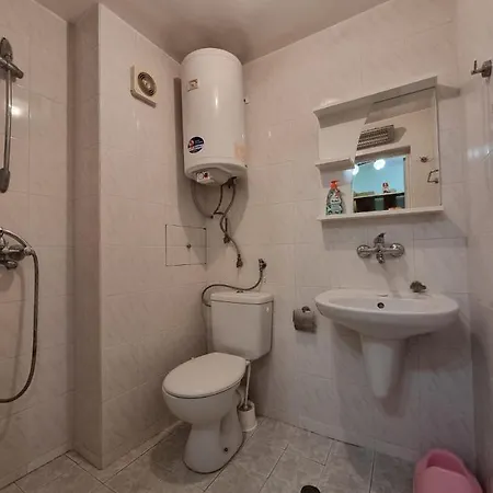 Studio Kiki In The Center Apartment Burgas